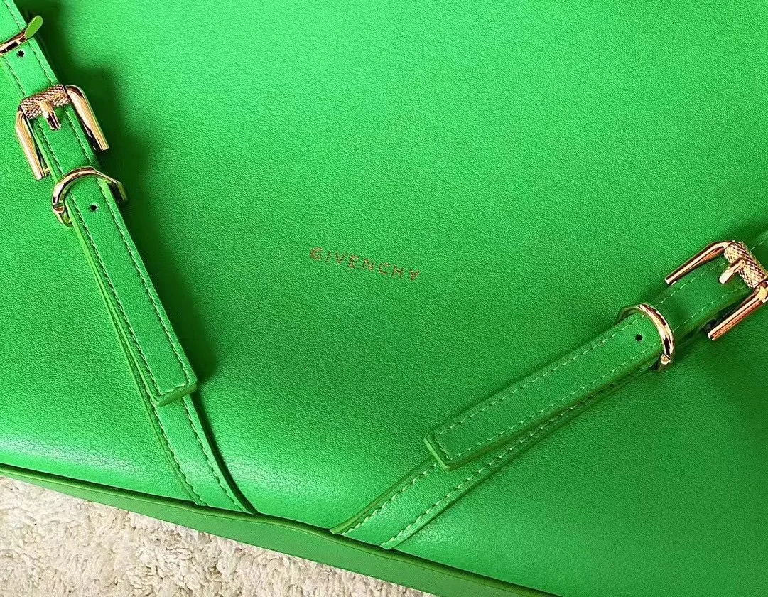 Сумки На Ремне Женские Givenchy 445246