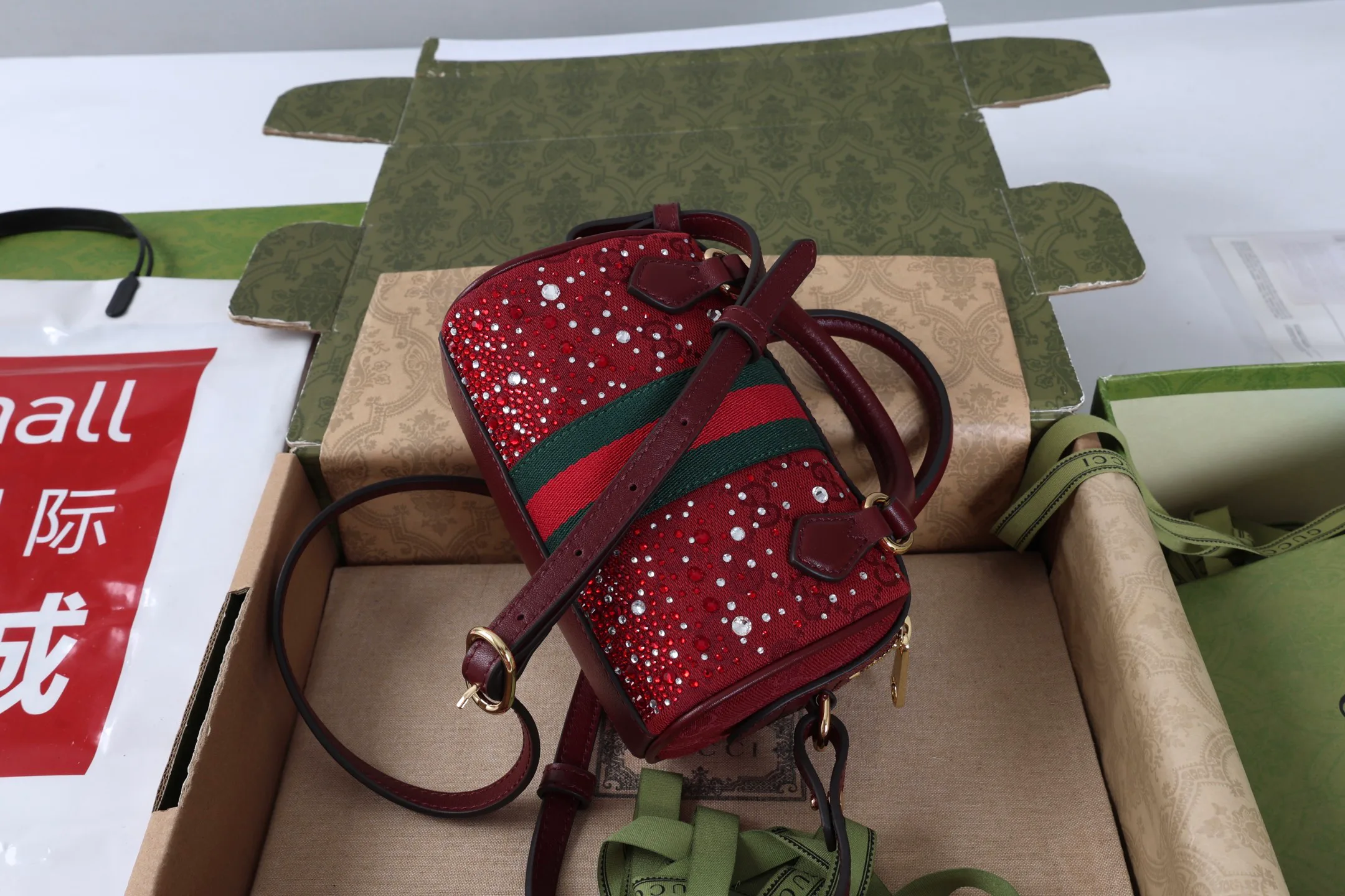 Классические Сумки Женские Gucci 2606377