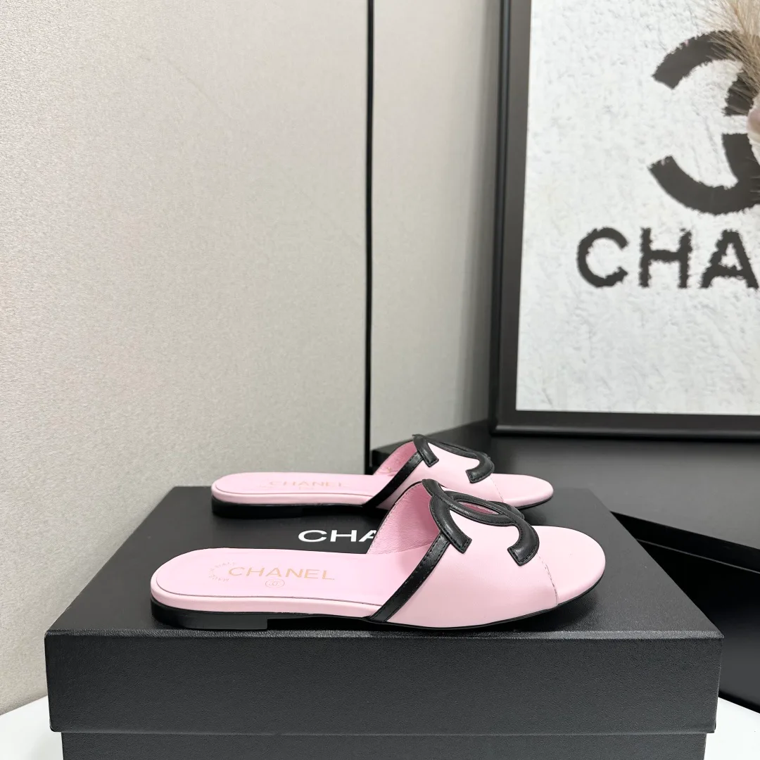 Шлепанцы Женские Chanel 11738542
