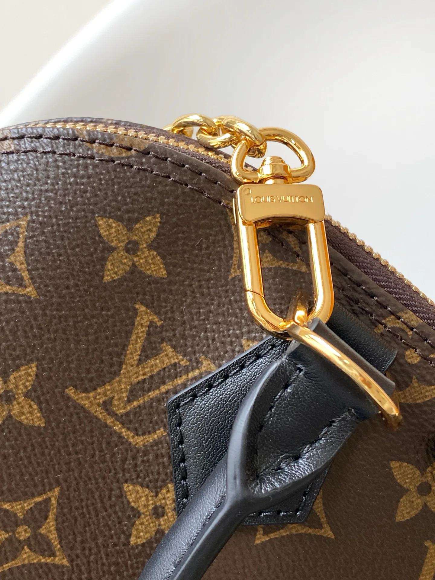 Классические Сумки Женские Louis Vuitton 1253943