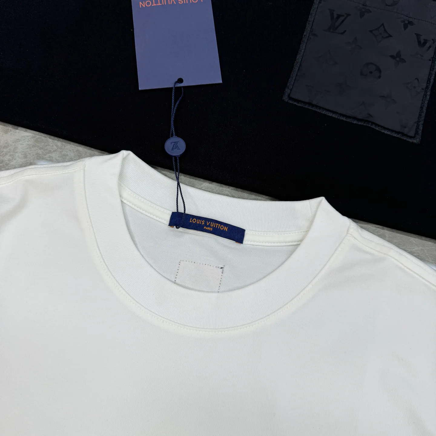 Футболки Женские Louis Vuitton 927937