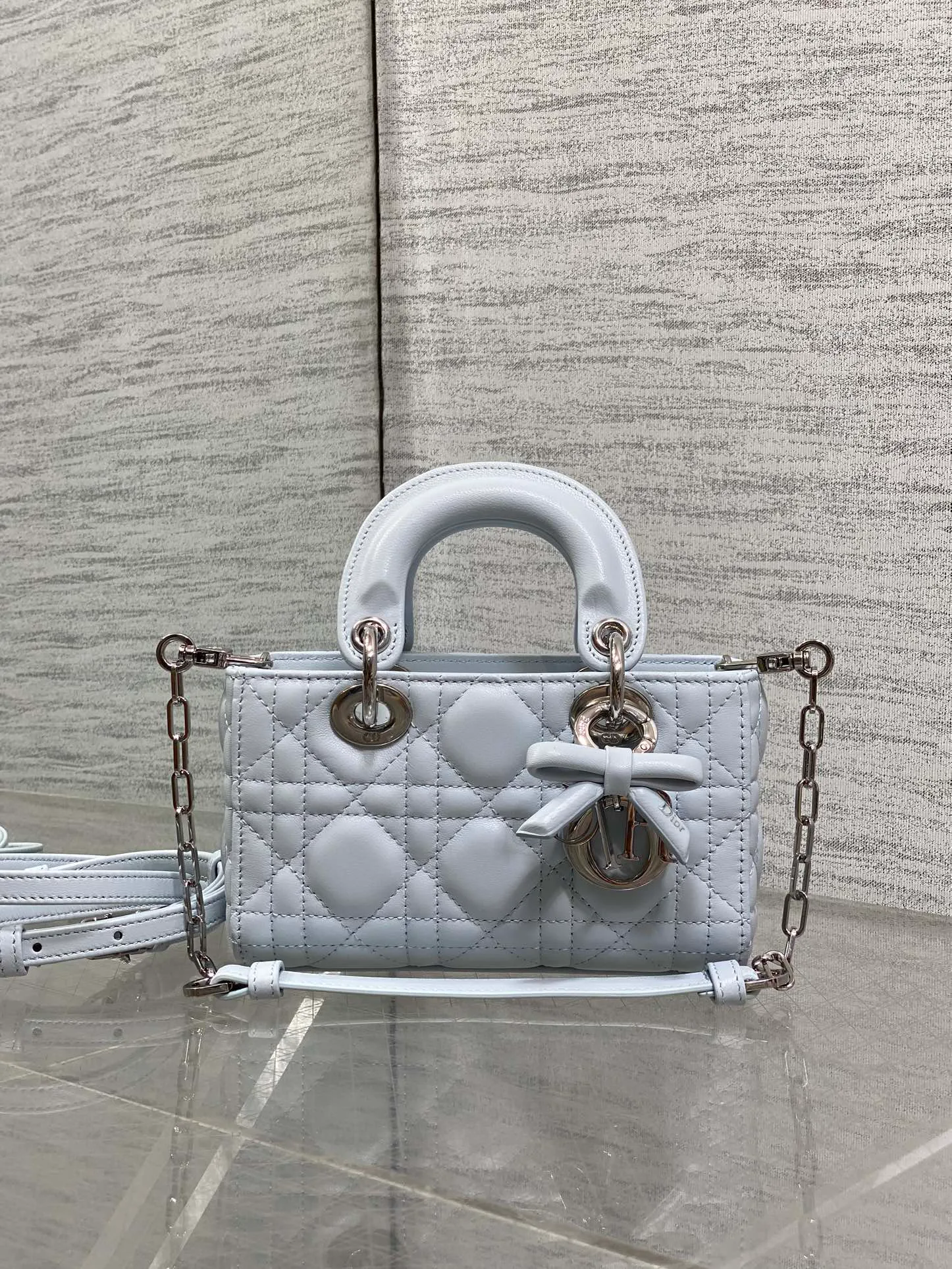 Классические Сумки Женские Christian Dior 13227172
