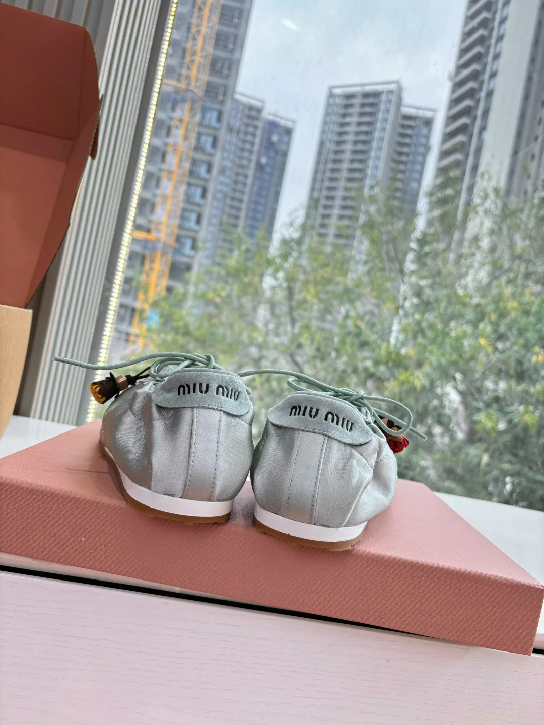 Кроссовки Женские Miu Miu 1088229