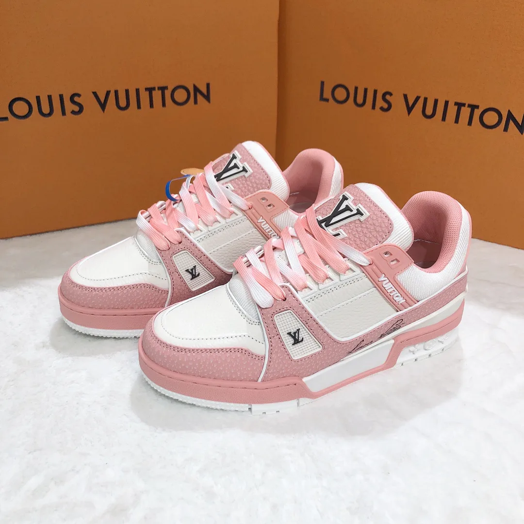Кроссовки Женские Louis Vuitton 11707350