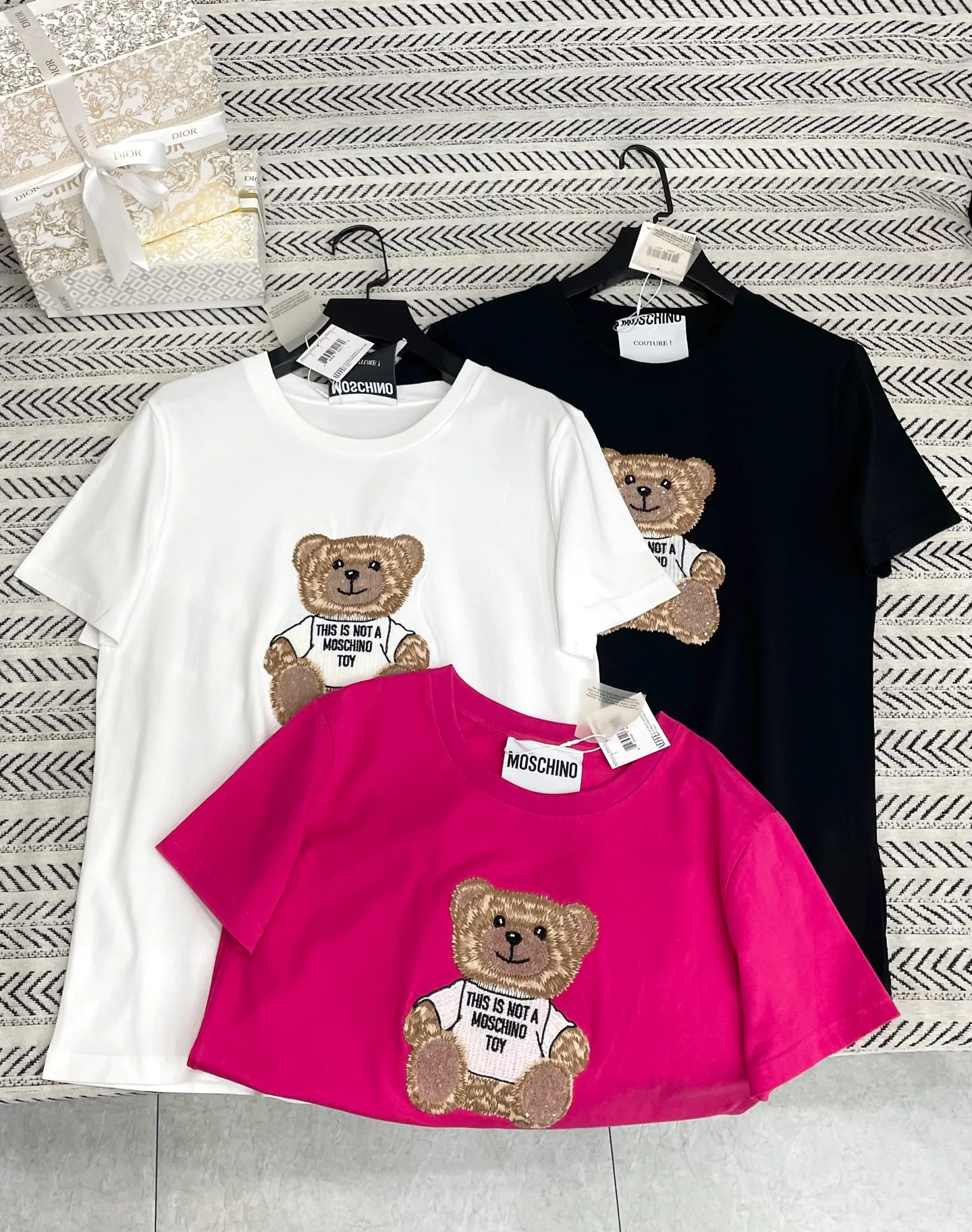 Футболки Женские Moschino 4523548