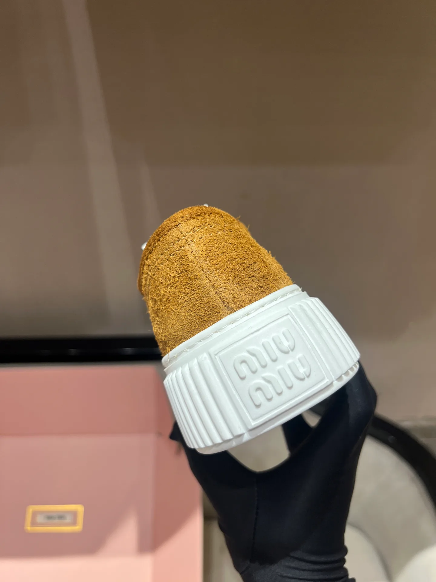 Кроссовки Женские Miu Miu 18020235