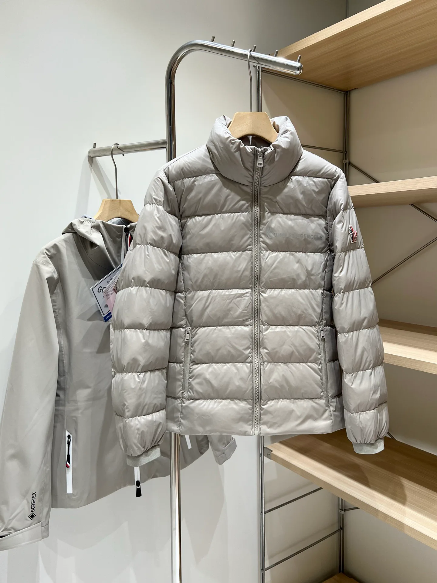 Куртки И Пуховики Женские Moncler 18131363