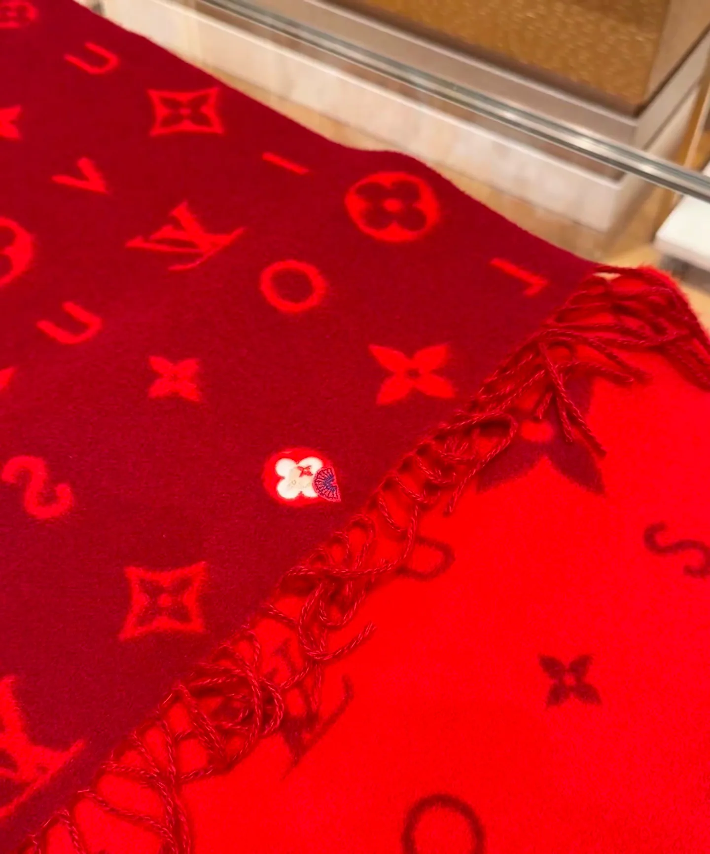 Шарфы Louis Vuitton 1116076