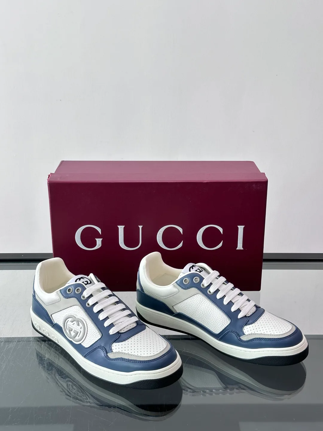 Кроссовки Мужские Gucci 18102703