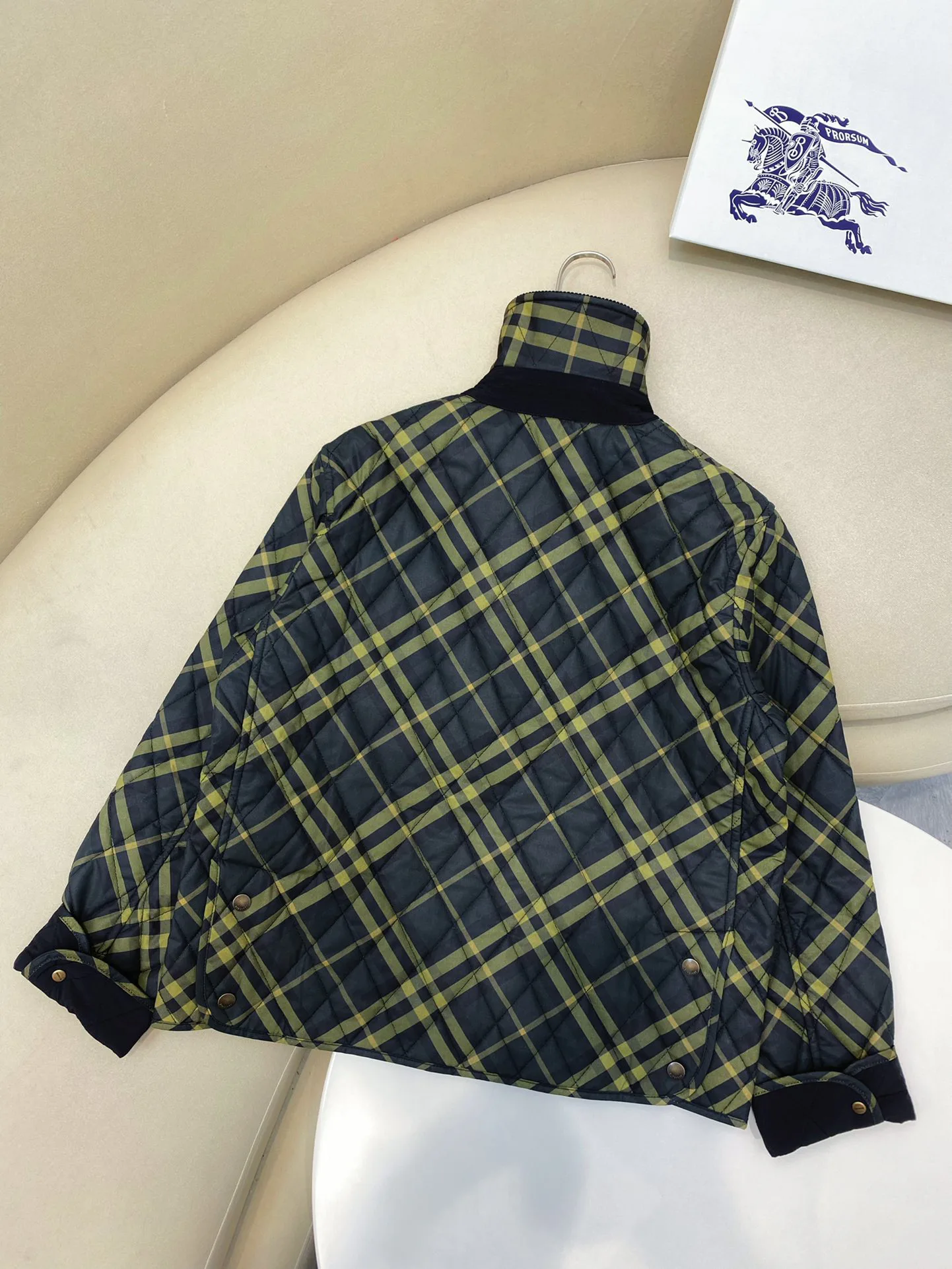 Куртки И Пуховики Женские Burberry 18140715
