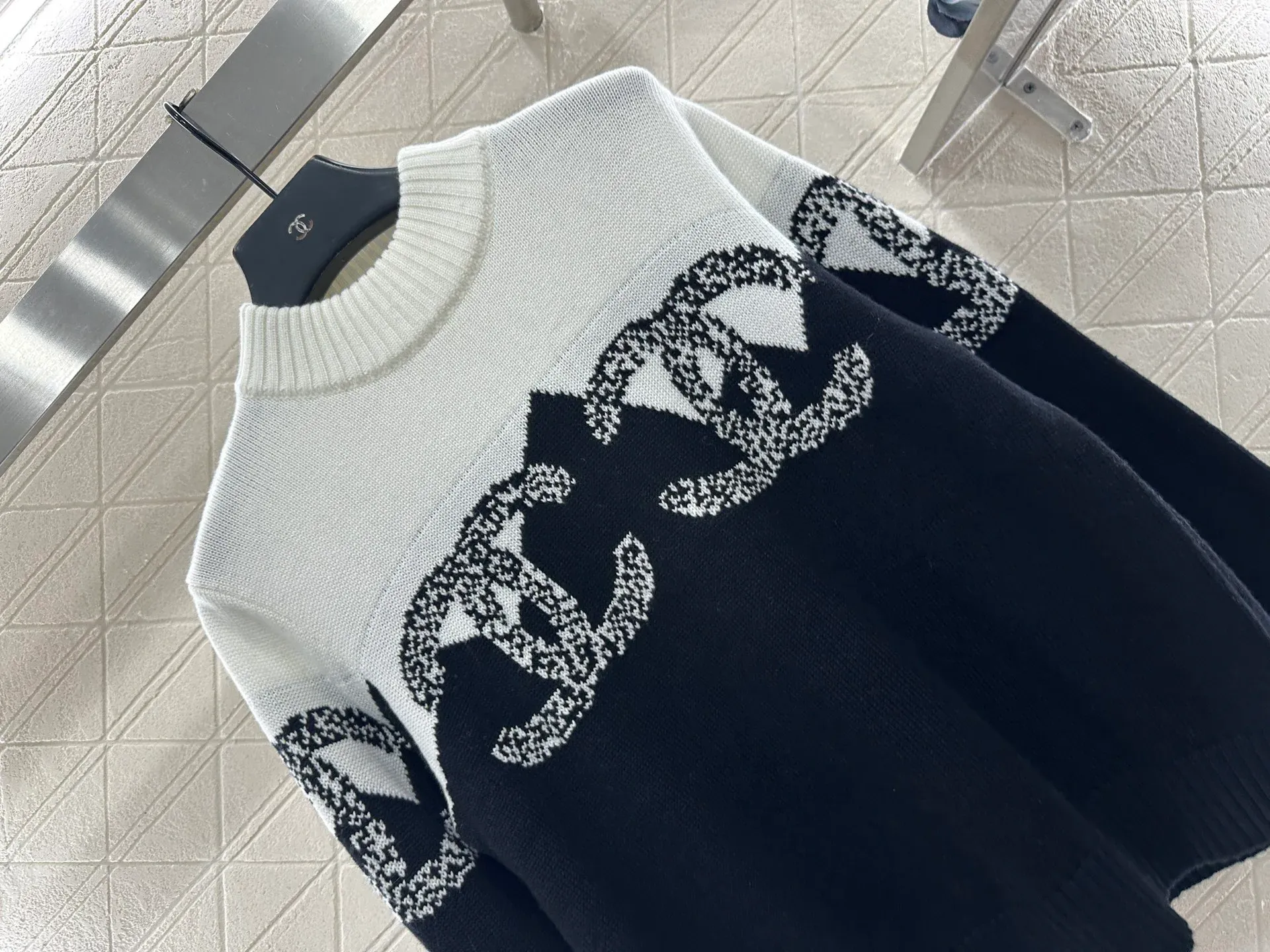 Свитеры Женские Chanel 224920