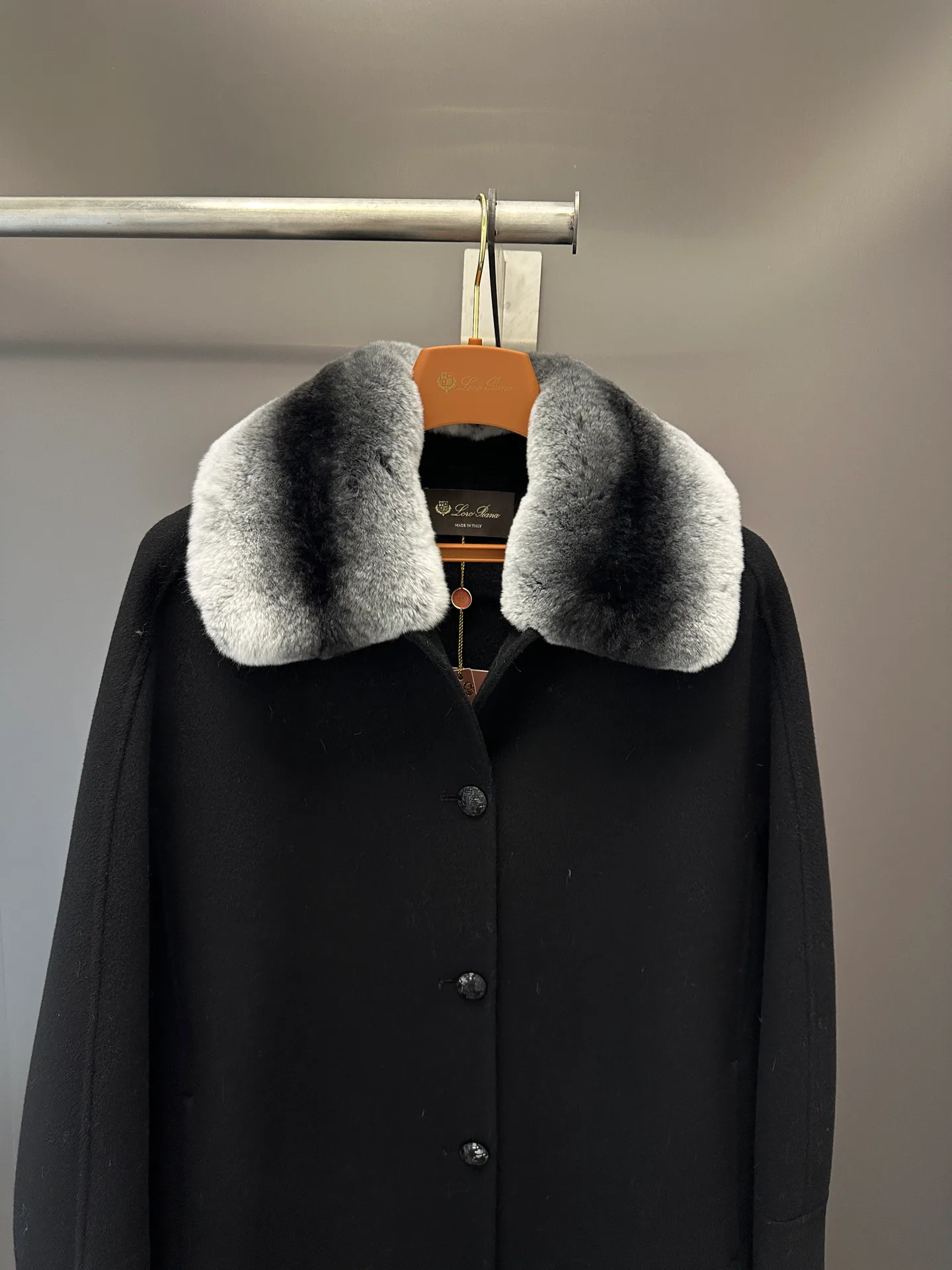 Пальто Женские Loro Piana 18226703