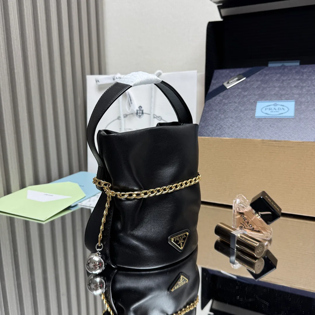 Классические Сумки Женские Prada 225551