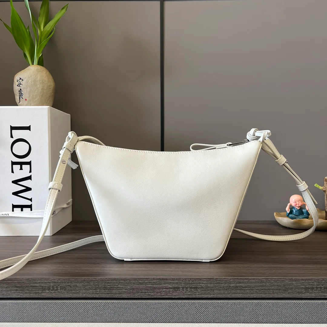 Классические Сумки Женские Loewe 11513529