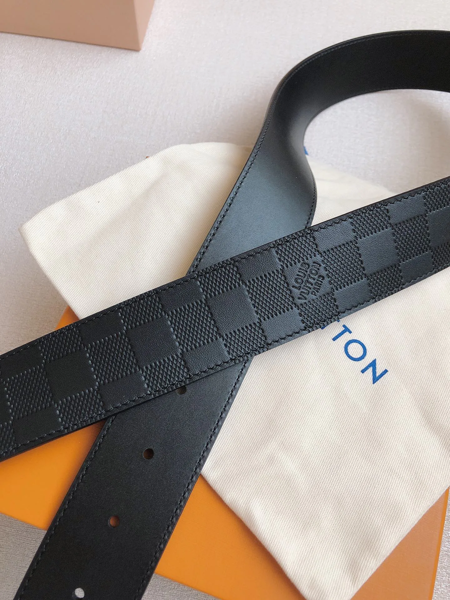 Ремни Louis Vuitton 14563620