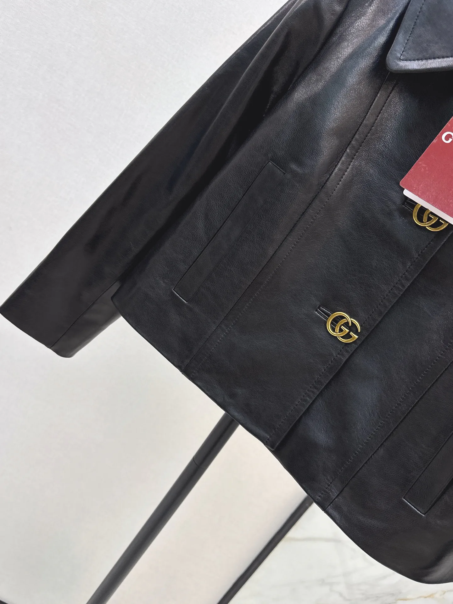 Кожаные Куртки И Дублёнки Женские Gucci 17651724