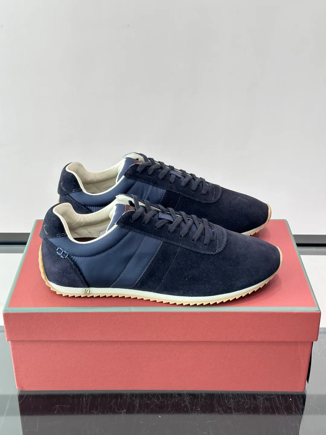 Кроссовки Женские Loro Piana 17447594