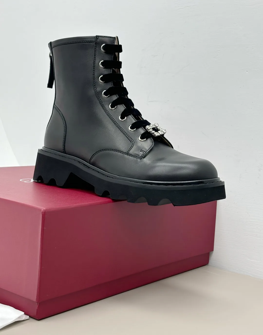 Ботинки Женские Roger Vivier 18732029