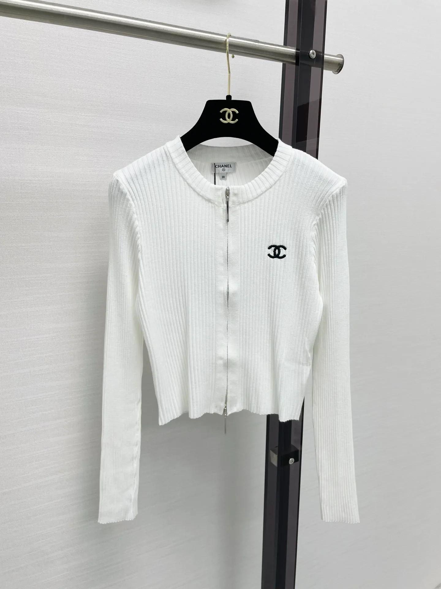 Джемперы И Свитеры Женские Chanel 18138414