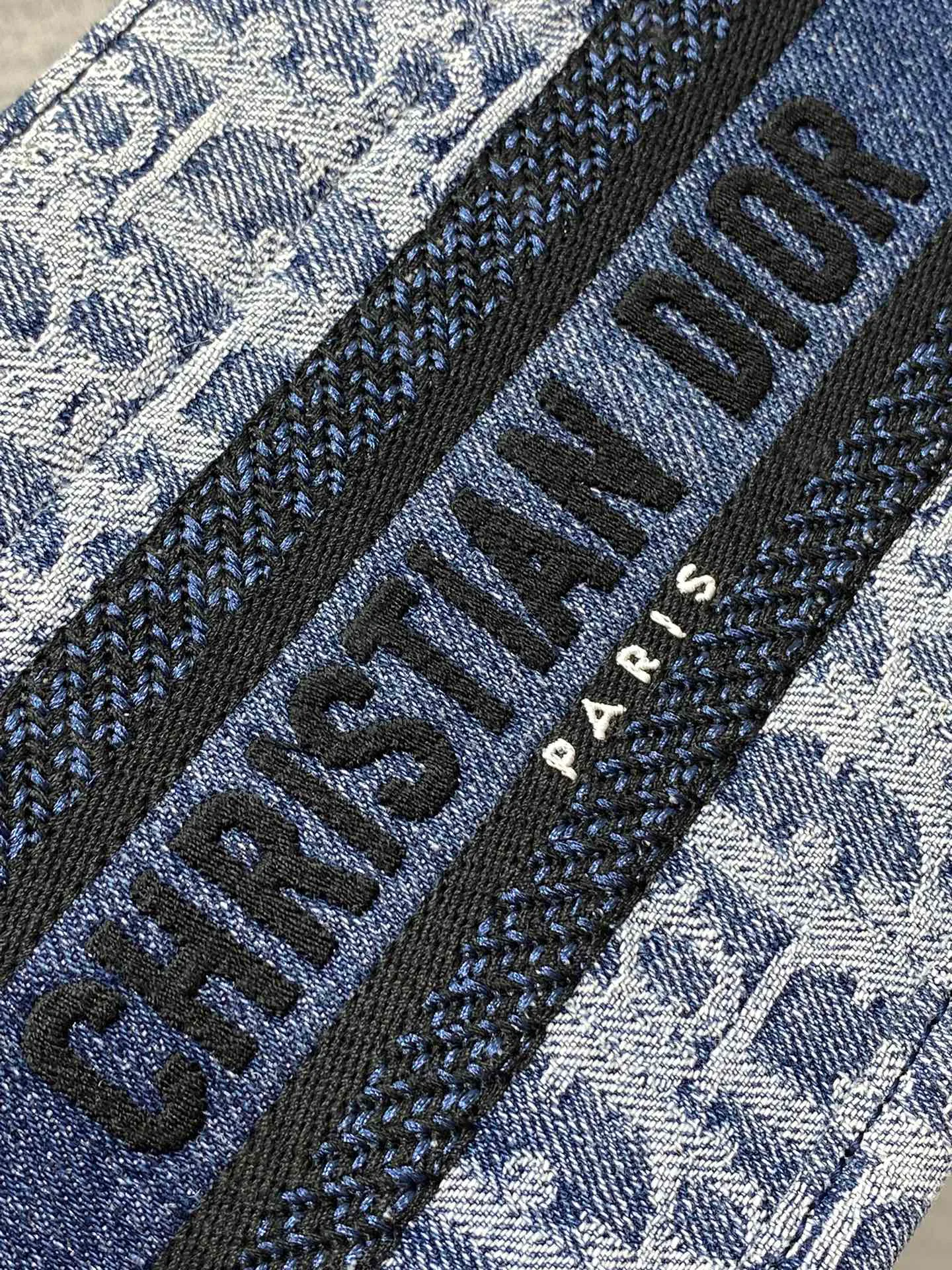 Сумки На Ремне Женские Christian Dior 82421