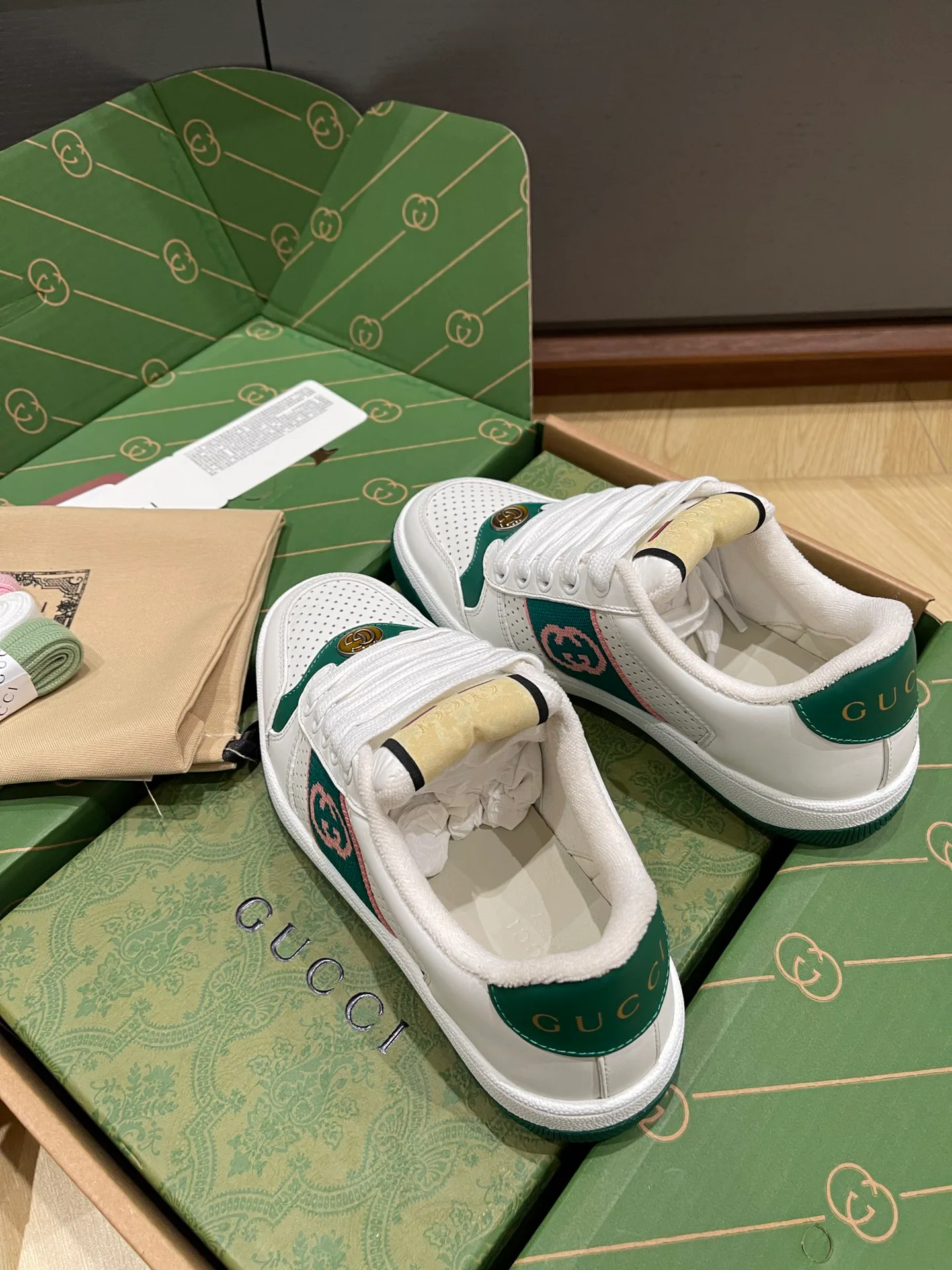 Кроссовки Женские Gucci 1331216