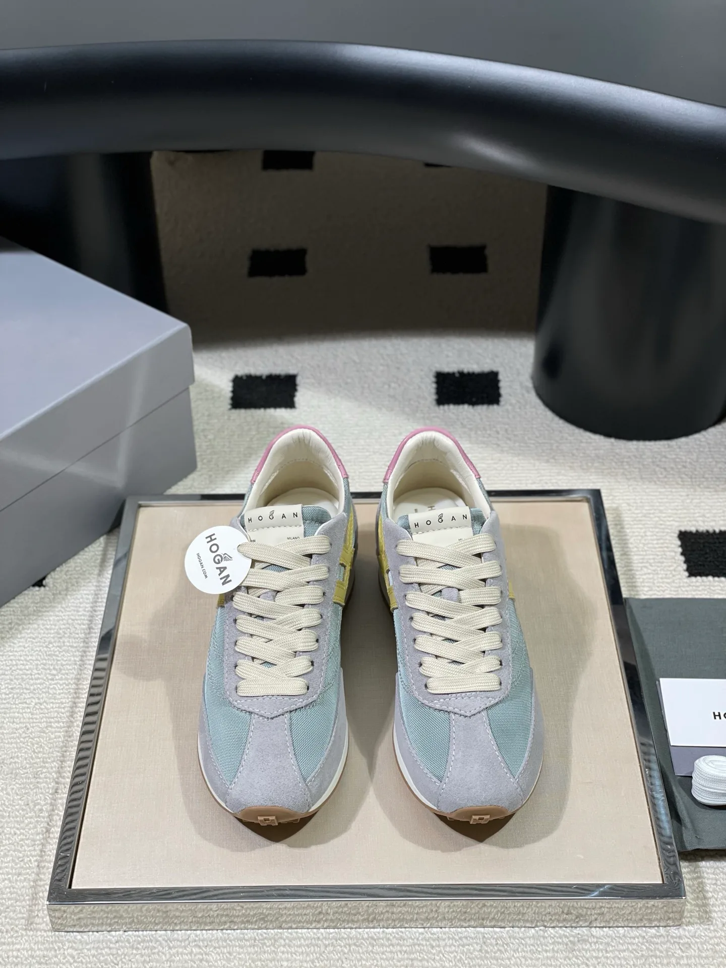 Кроссовки Женские Hogan 11758684