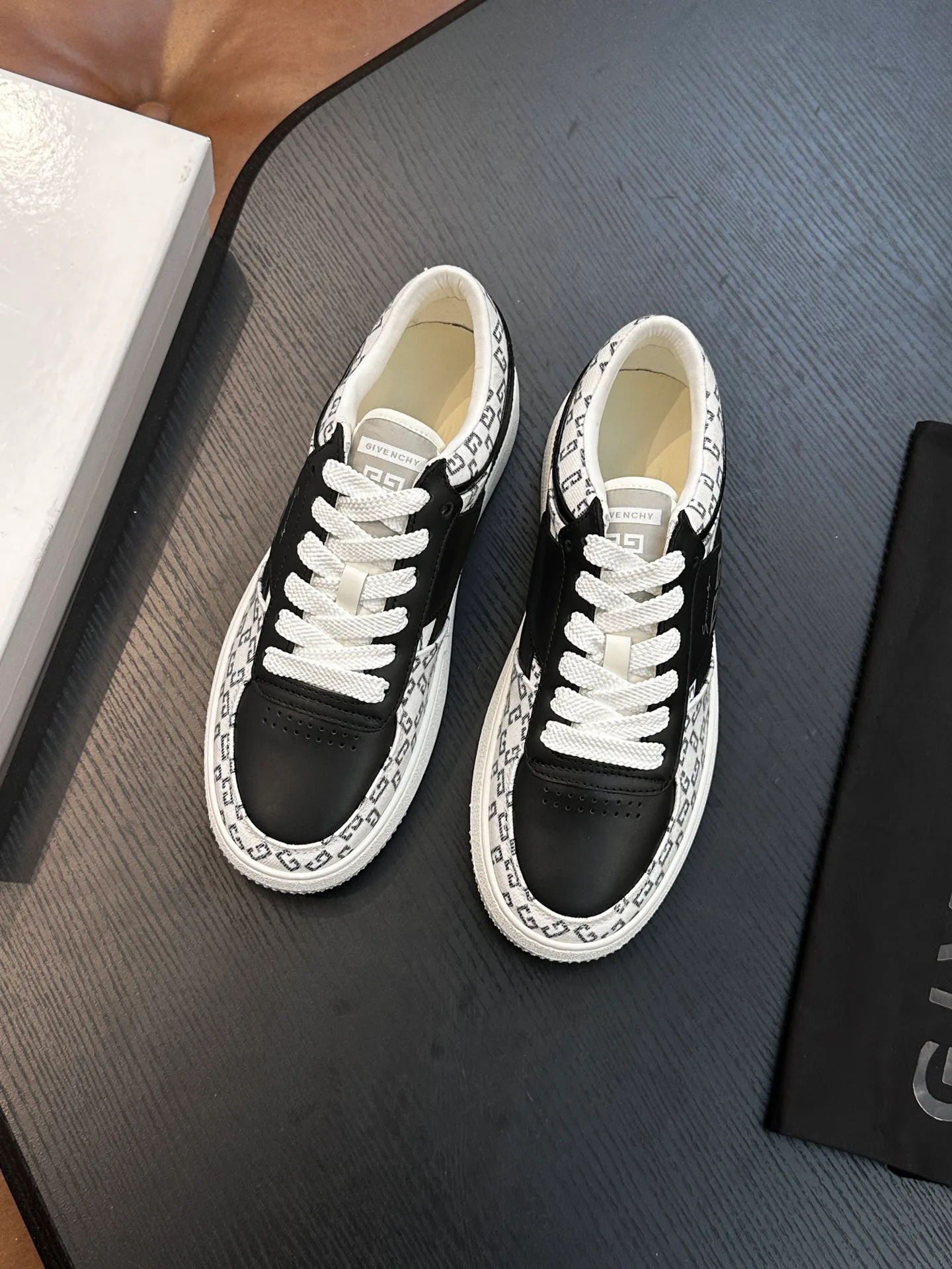 Кроссовки Мужские Givenchy 141442