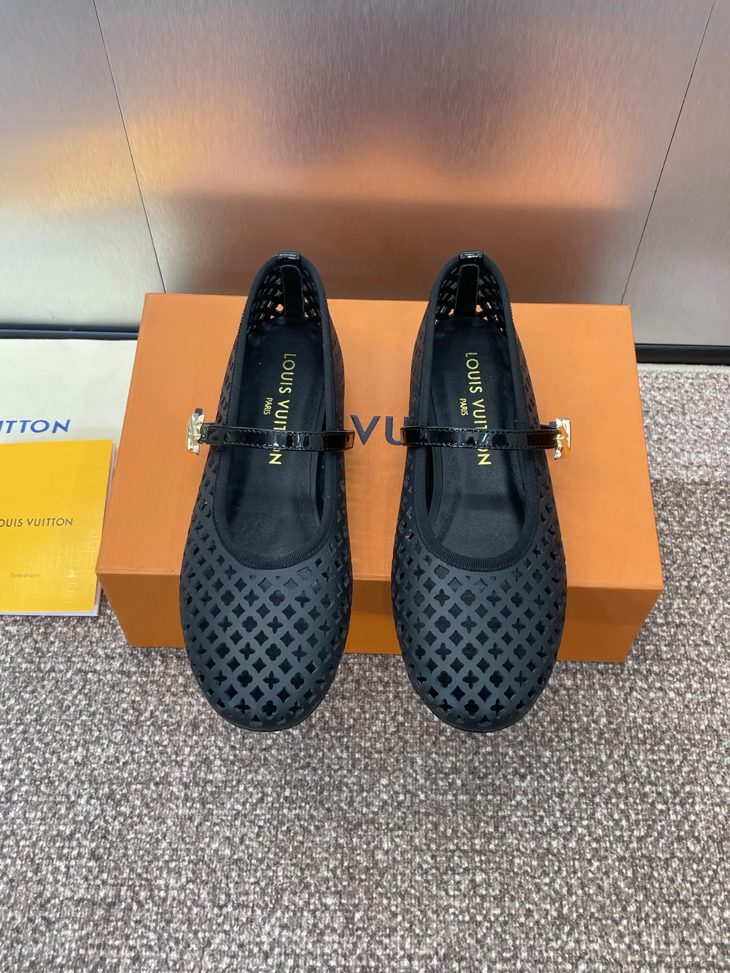 Туфли Женские Louis Vuitton 13346517