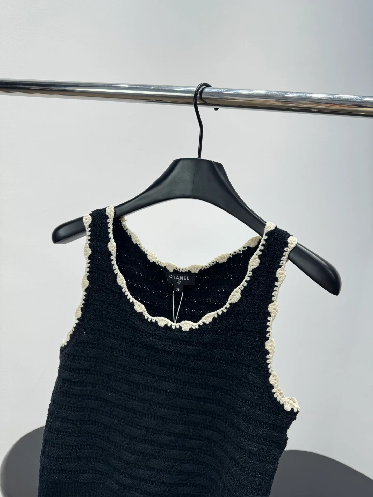 Жилеты Женские Chanel 9880478