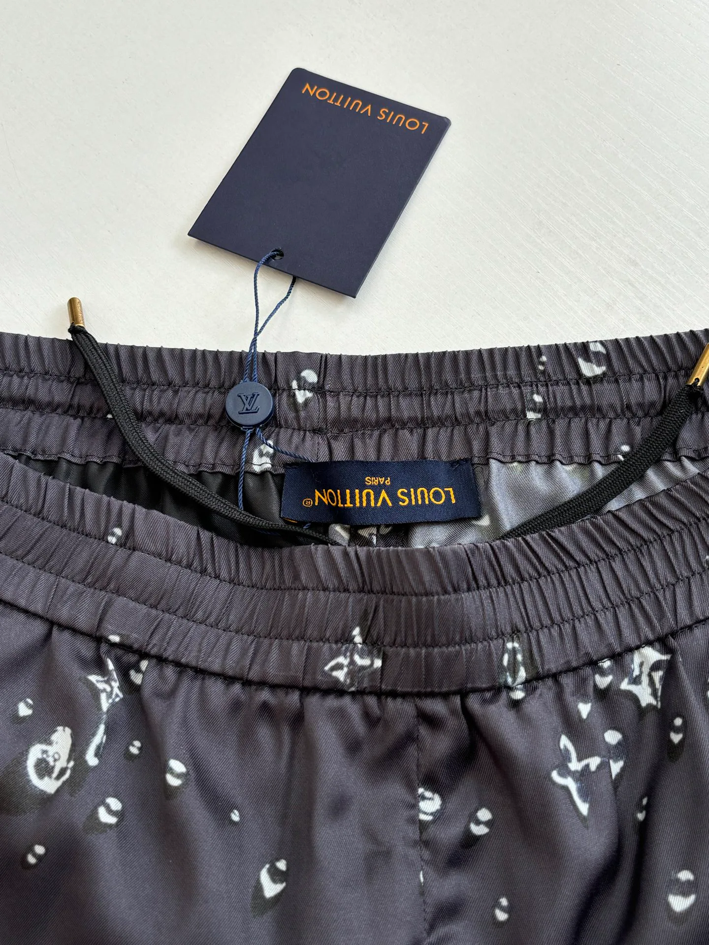 Шорты Женские Louis Vuitton 856570