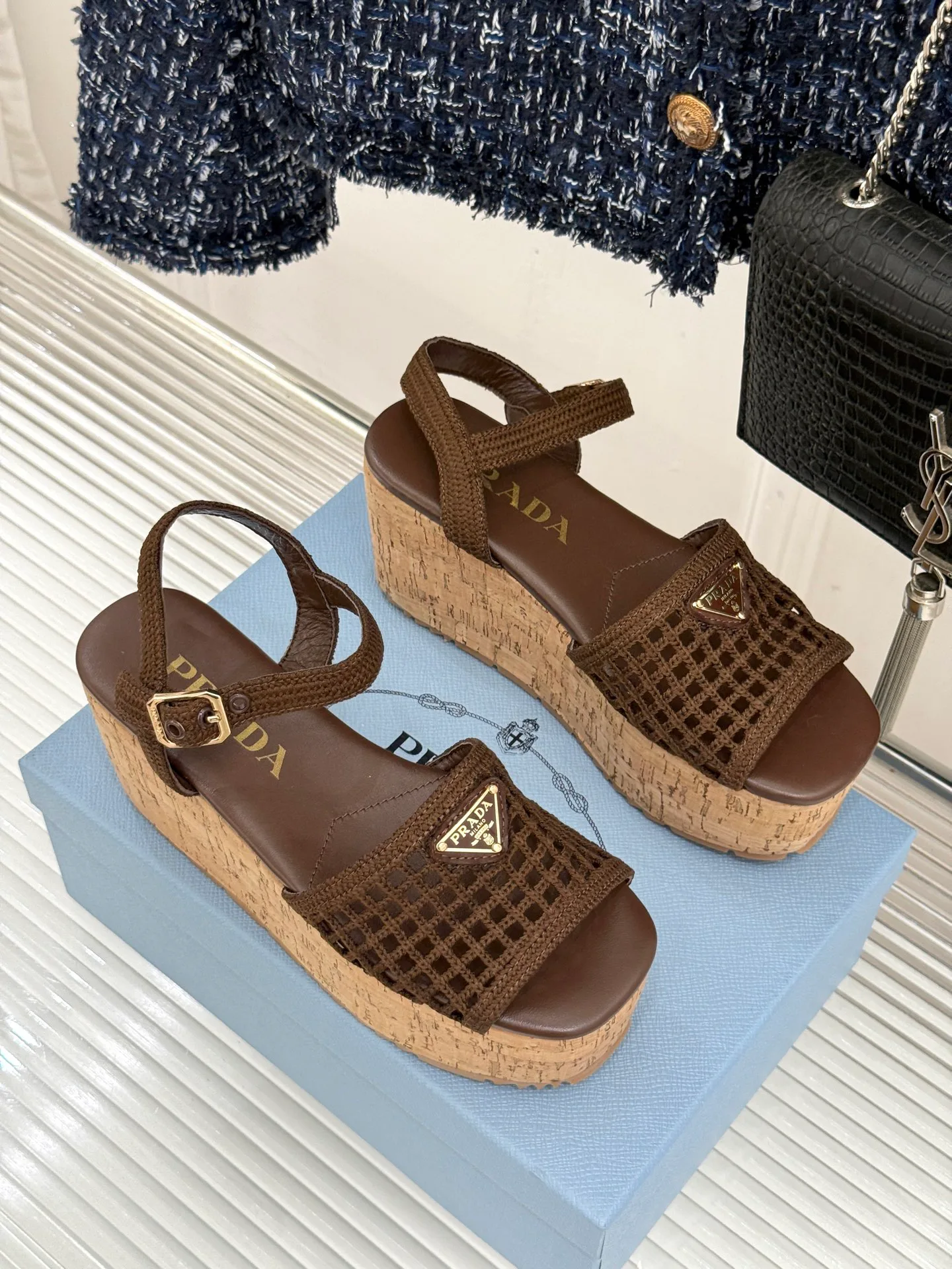 Босоножки Женские Prada 17896700