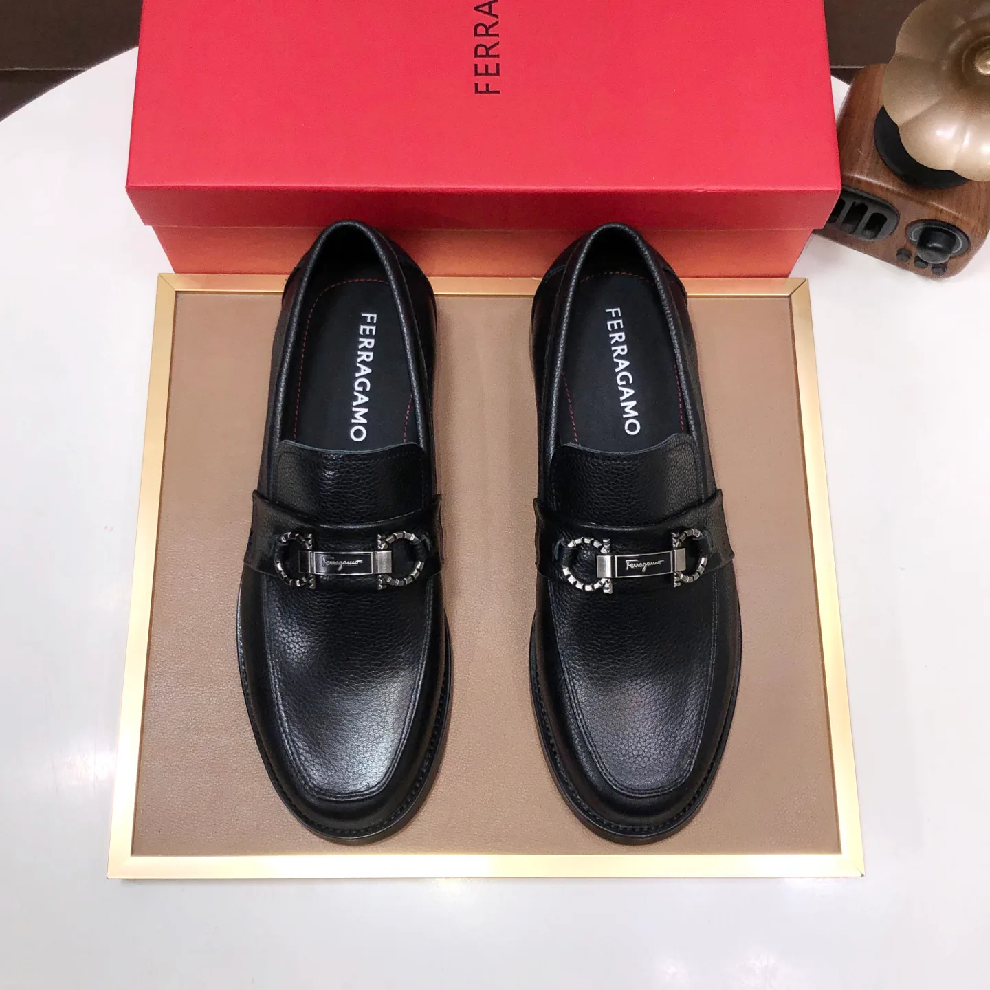 Лоферы И Туфли Мужские Salvatore Ferragamo 18262176