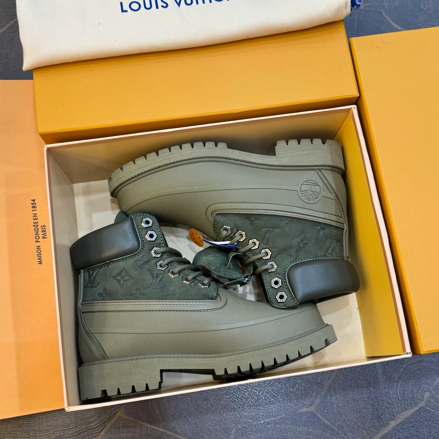 Ботинки Мужские Louis Vuitton 18267073