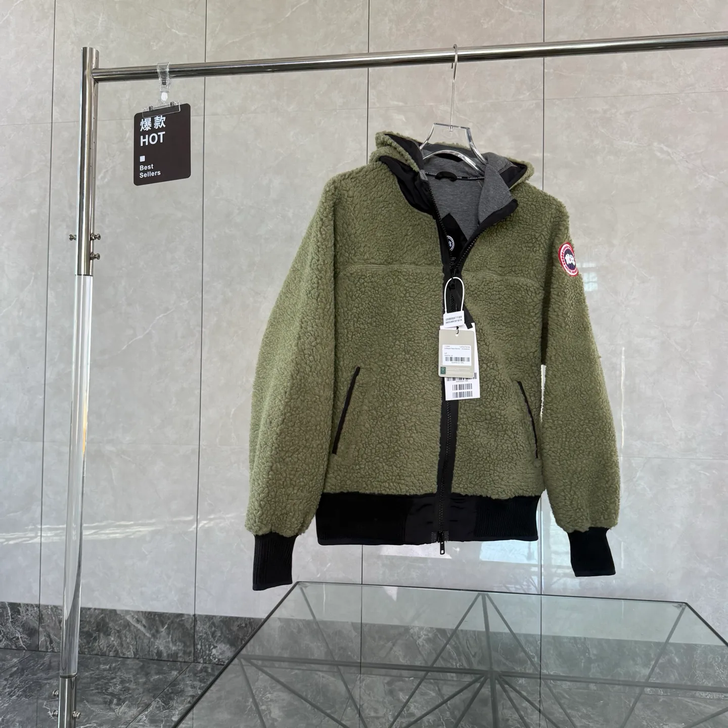 Куртки И Пуховики Женские Canada Goose 18515364