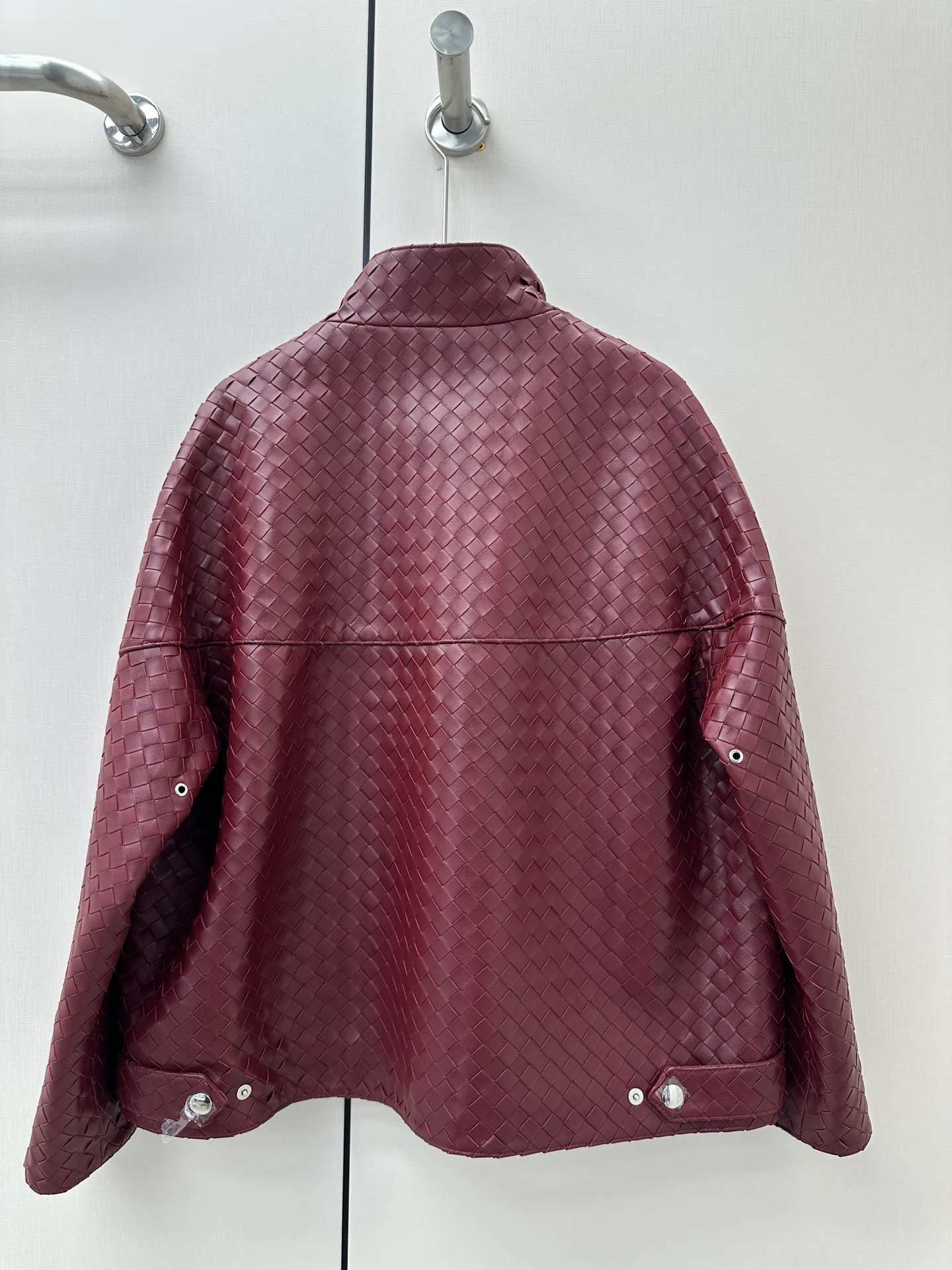 Кожаные Куртки И Дублёнки Женские Bottega Veneta 18061233