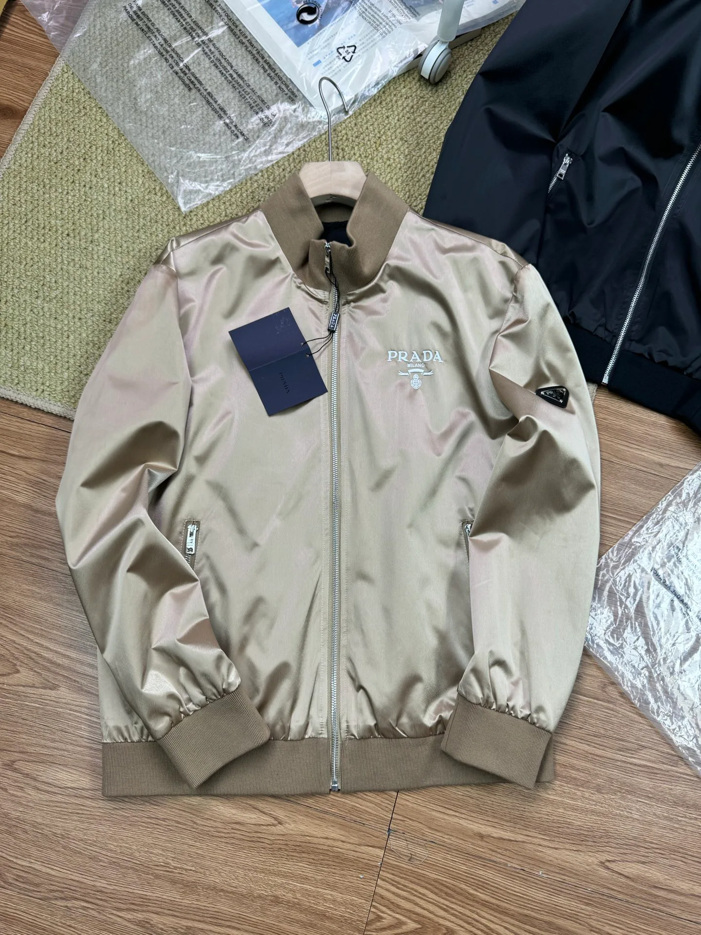 Куртки И Пуховики Мужские Prada 11140006