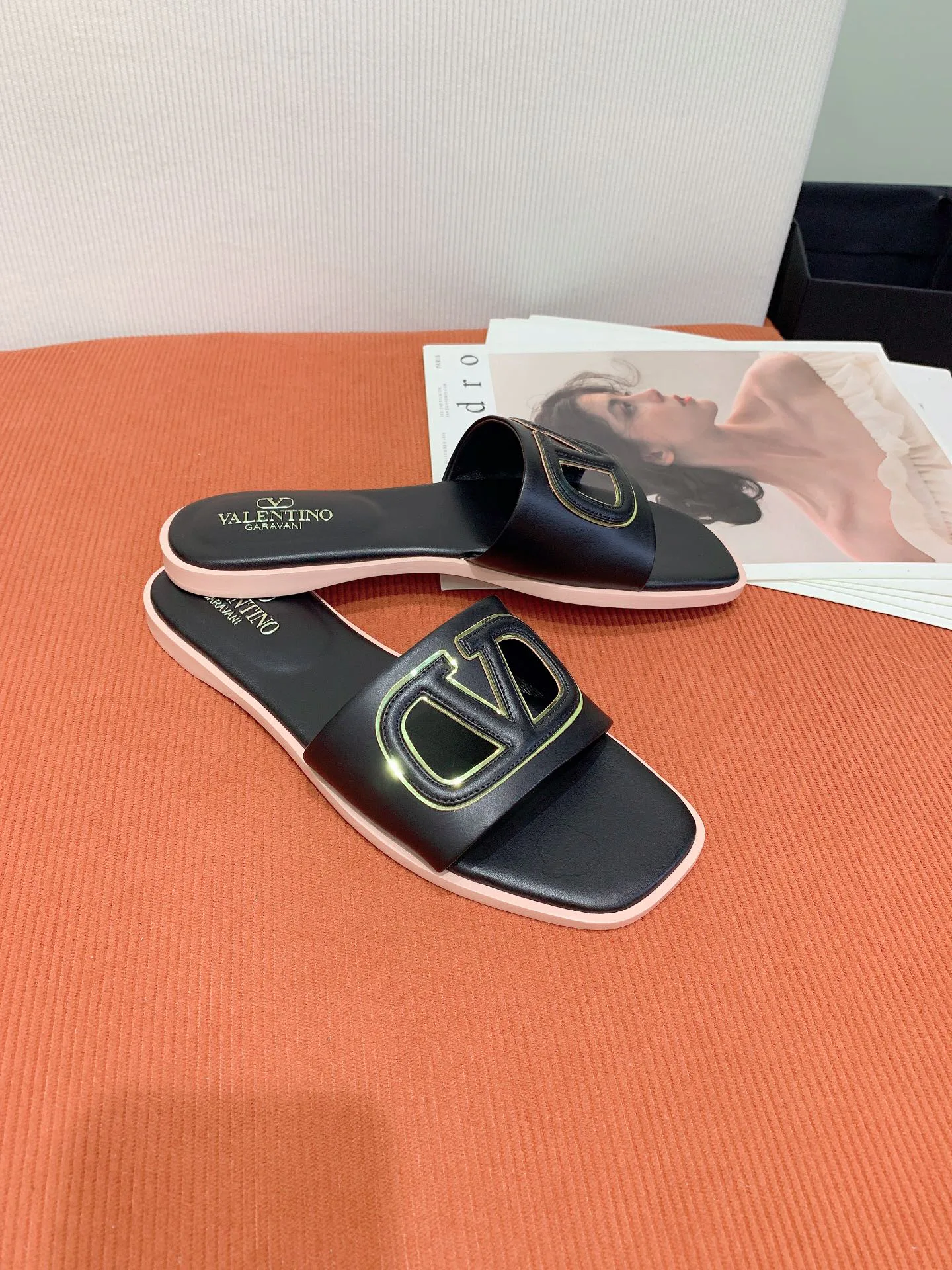 Босоножки Женские Valentino 748159