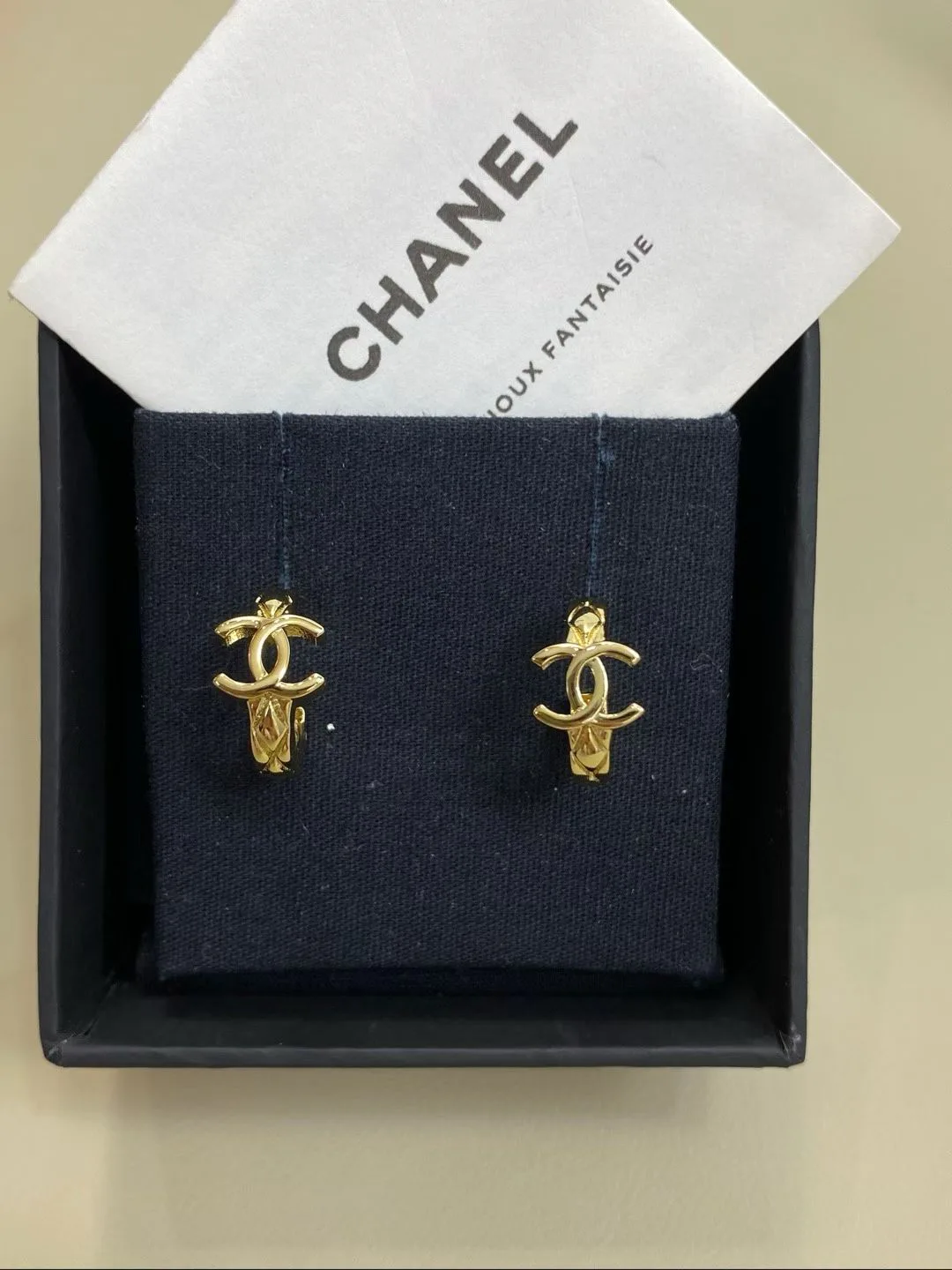 Бижутерия Chanel 11223547
