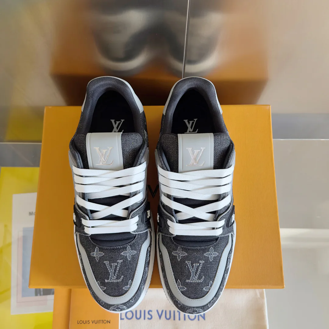 Кроссовки Женские Louis Vuitton 404442