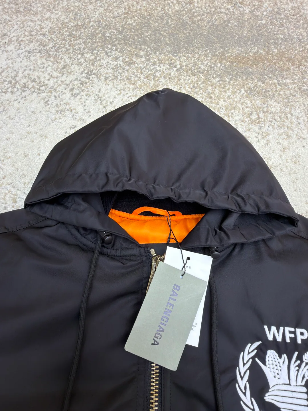 Куртки И Пуховики Мужские Balenciaga 11068284