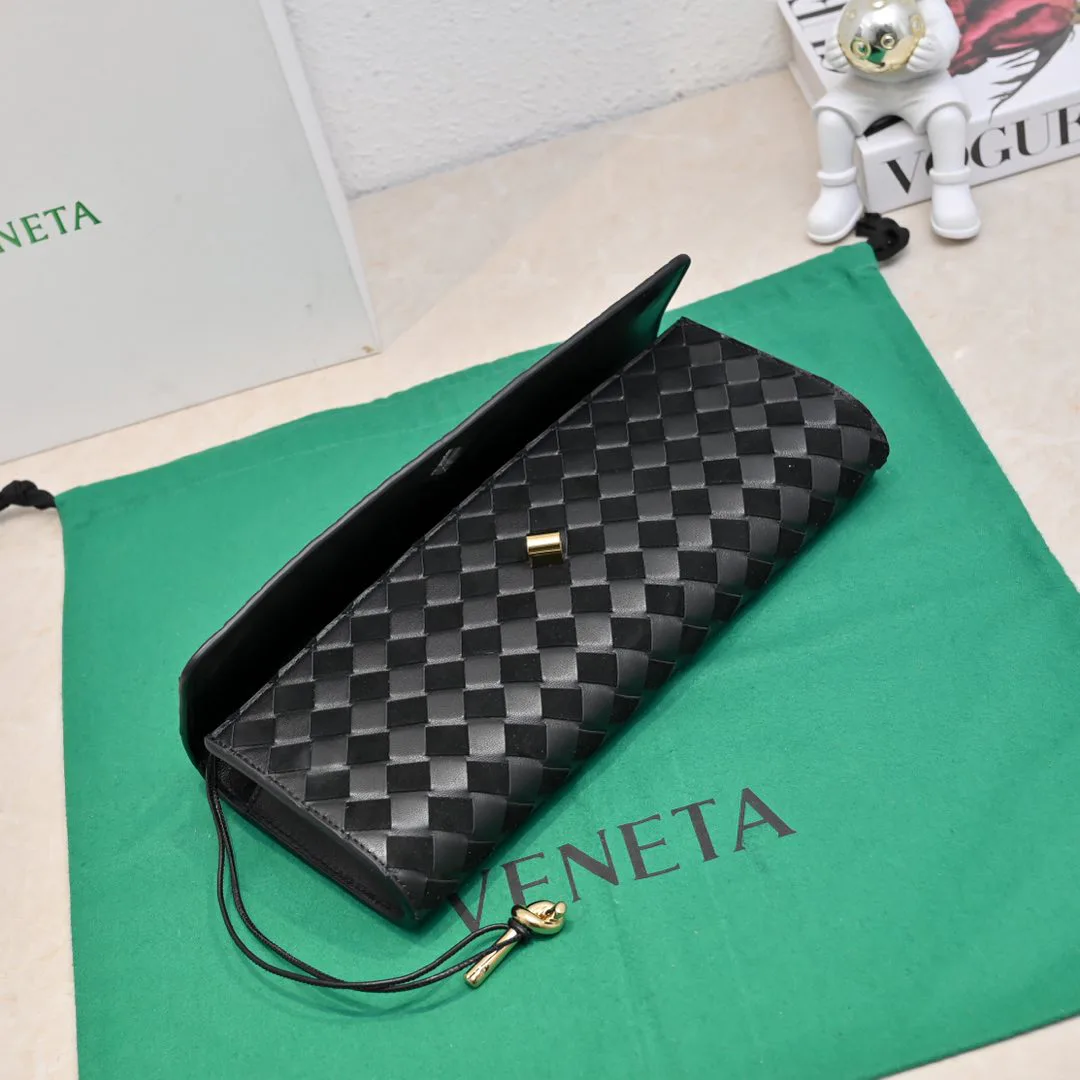 Клатчи Женские Bottega Veneta 18004860