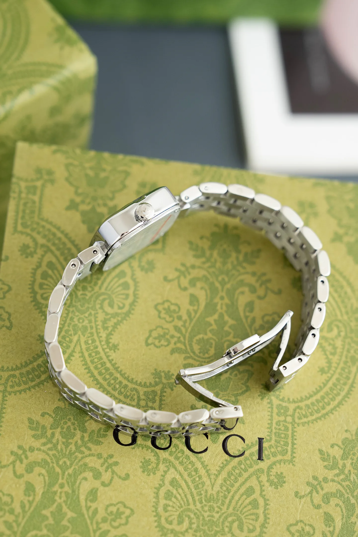Часы Женские Gucci 17864304