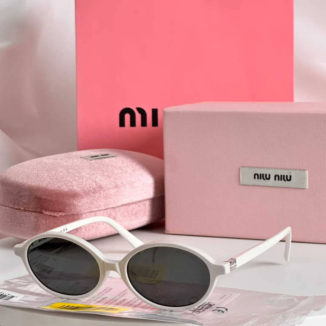 Очки Miu Miu 5915