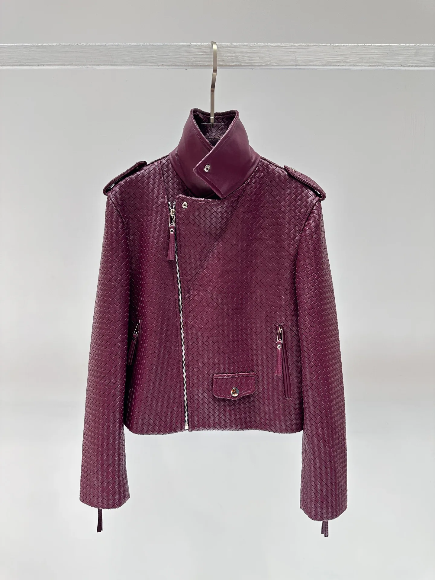Кожаные Куртки И Дублёнки Женские Bottega Veneta 19117896