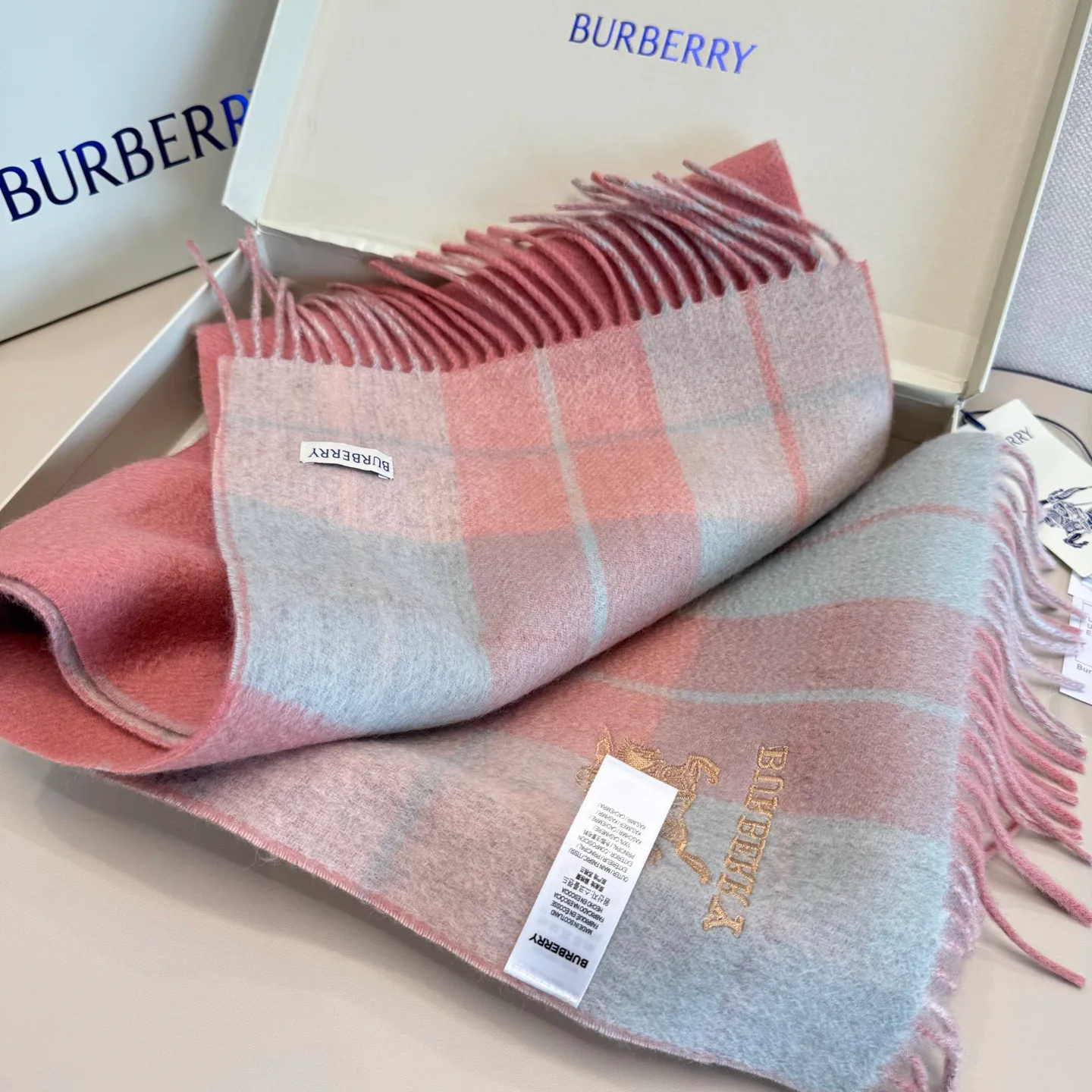 Шарфы Burberry 832091