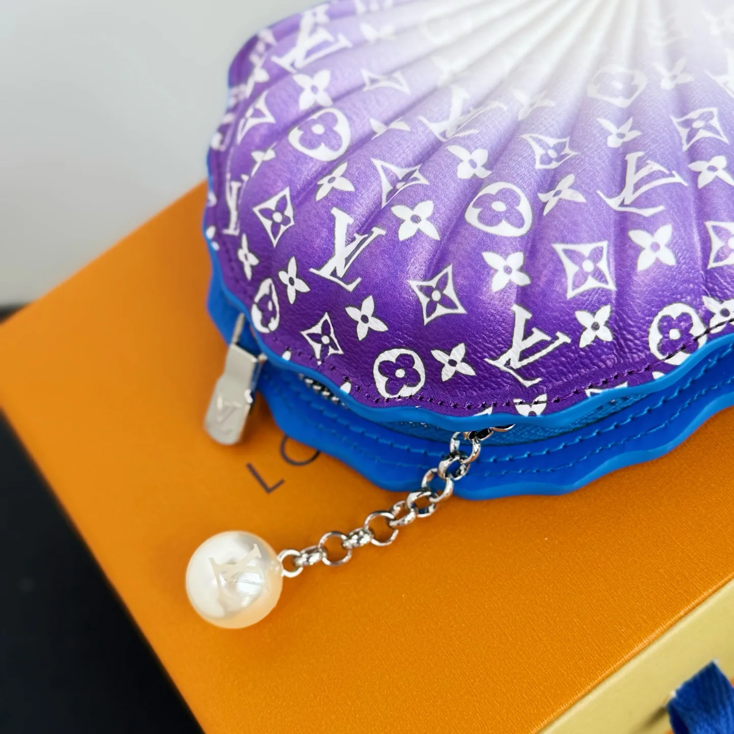 Ключницы Louis Vuitton 376306