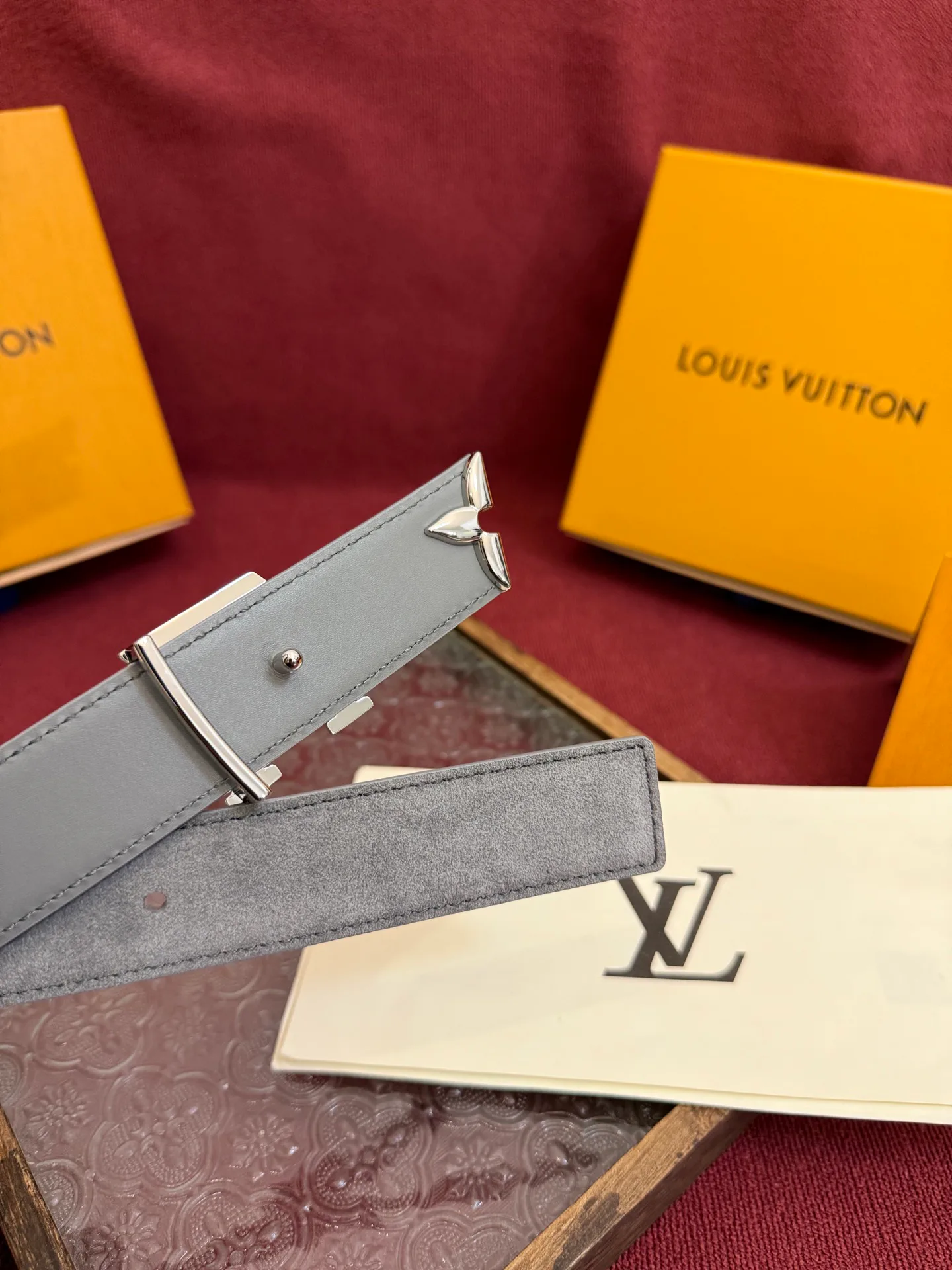 Ремни Louis Vuitton 420696