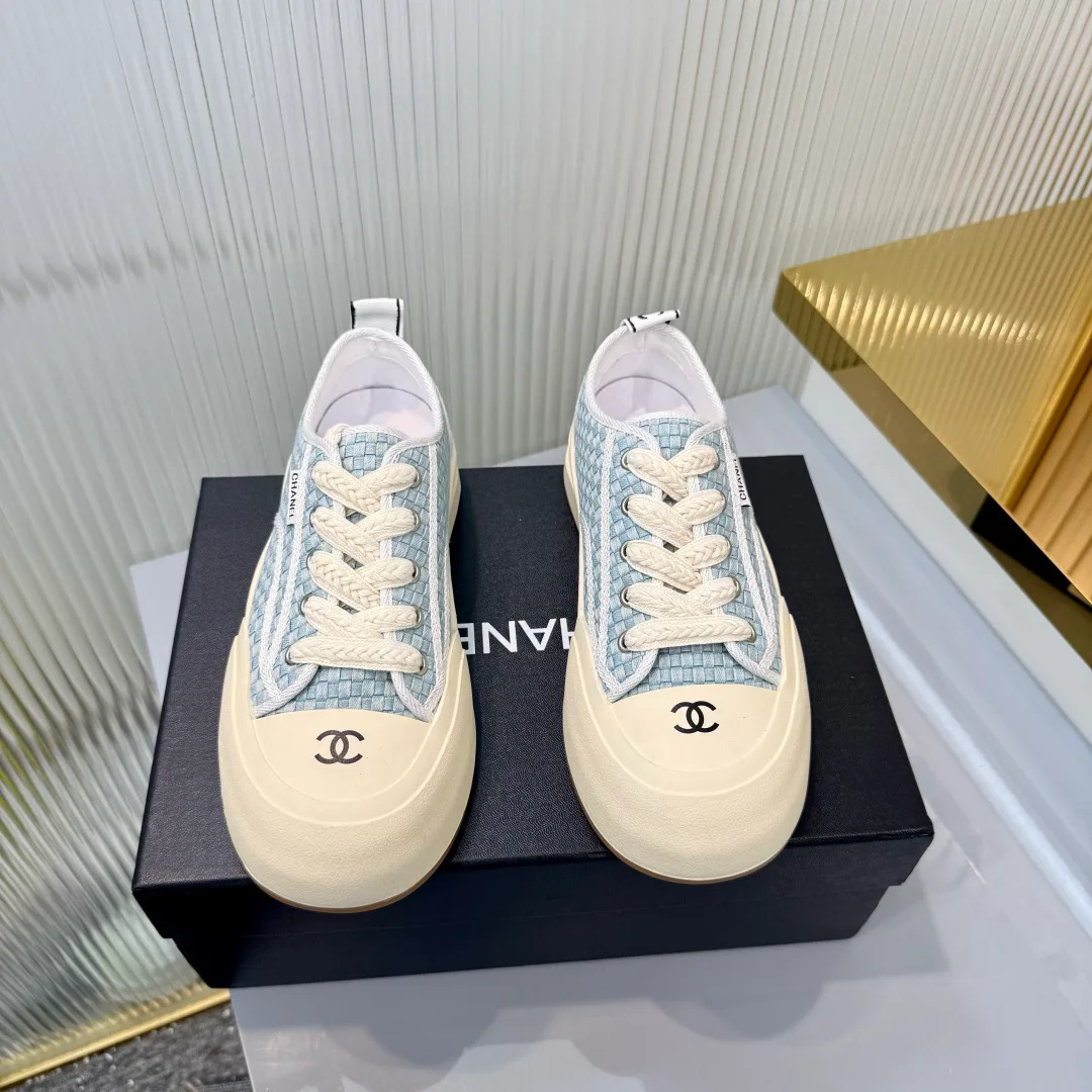 Кроссовки Женские Chanel 18366977