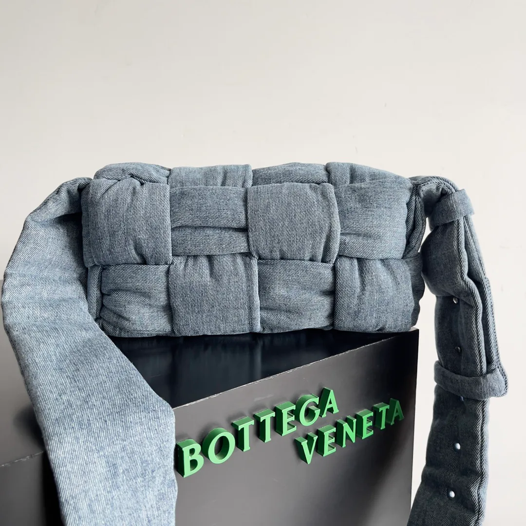 Сумки На Ремне Женские Bottega Veneta 11710074