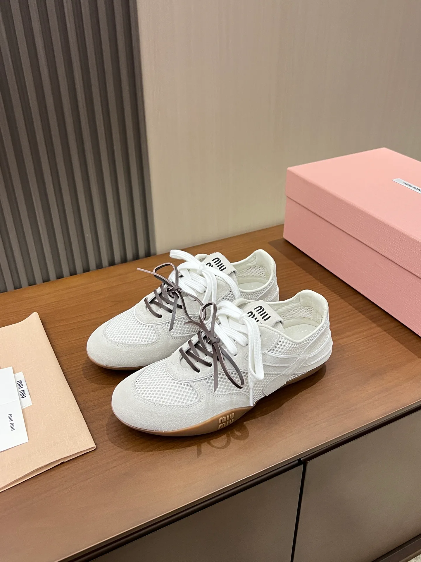 Кроссовки Женские Miu Miu 17968588